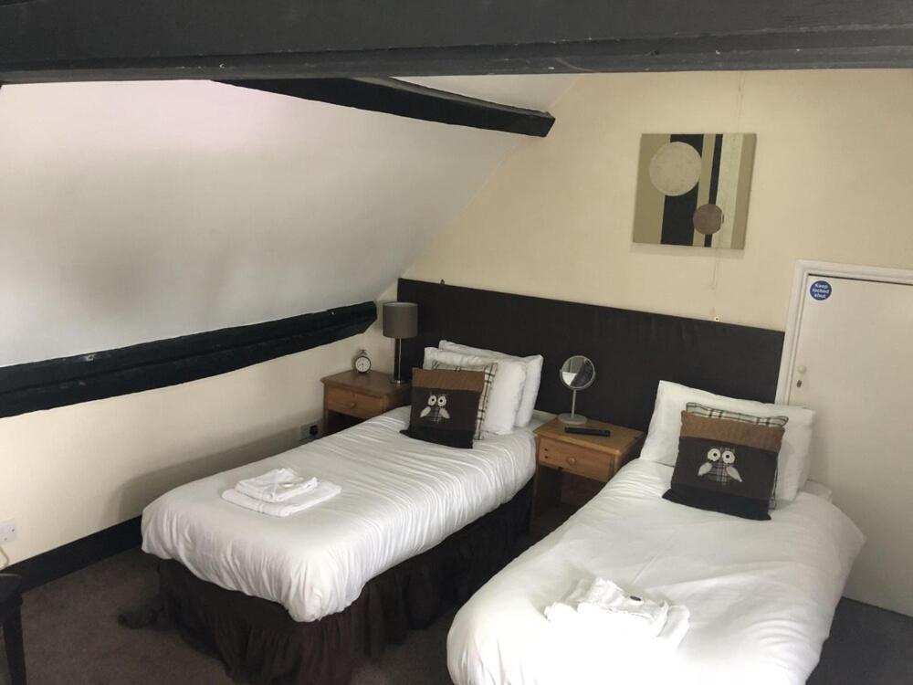 White Lion Hotel Pont Yates Kültér fotó