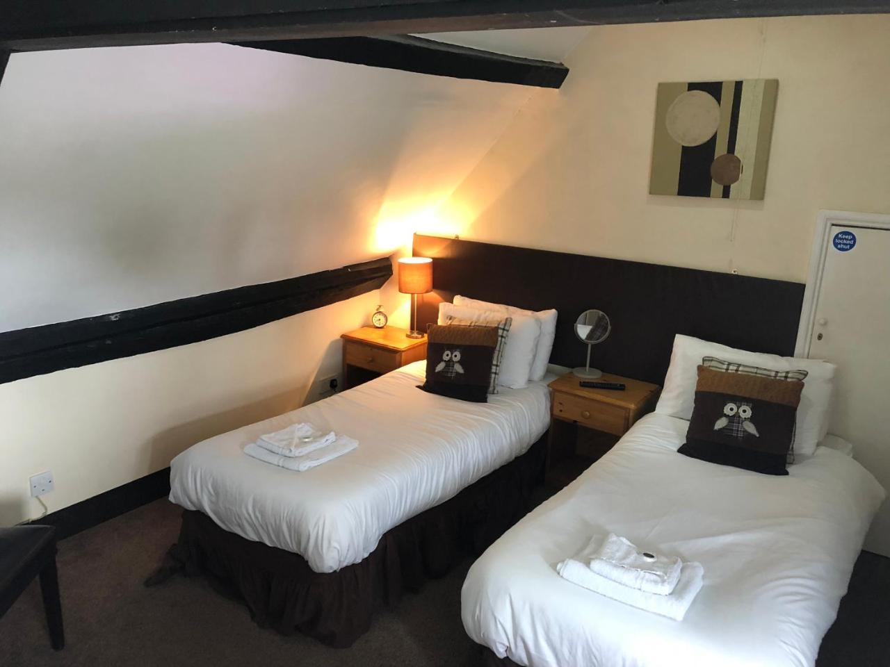 White Lion Hotel Pont Yates Kültér fotó