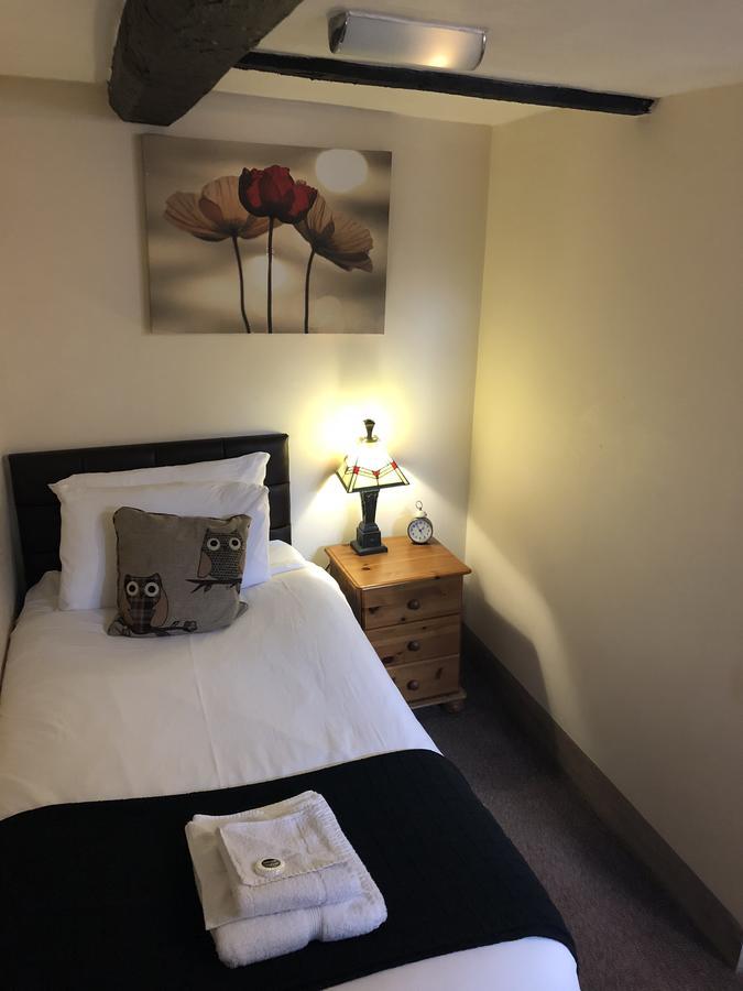 White Lion Hotel Pont Yates Kültér fotó